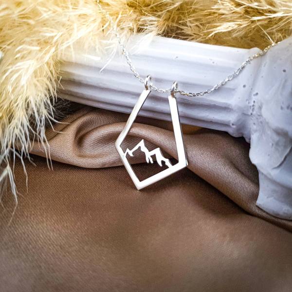 Ring Holder Necklace Mountain