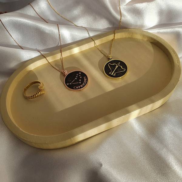 Madellion Zodiac Sign Necklace - Image 3